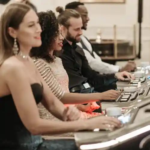 Mayor cantidad de clientes máquinas tragamonedas